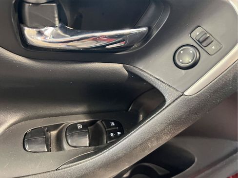 Used 2015 Nissan Altima 2.5 S w/ Power Driver Seat Package FWD image 9