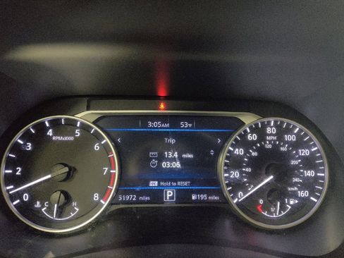 Used 2022 Nissan Sentra SV w/ Trunk Package image 23