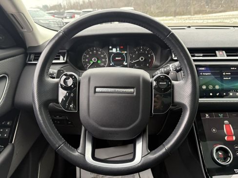Used 2020 Land Rover Range Rover Velar S image 32