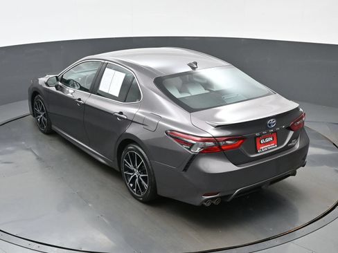Used 2023 Toyota Camry SE FWD image 40