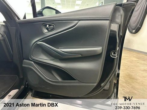 Used 2021 Aston Martin DBX image 26