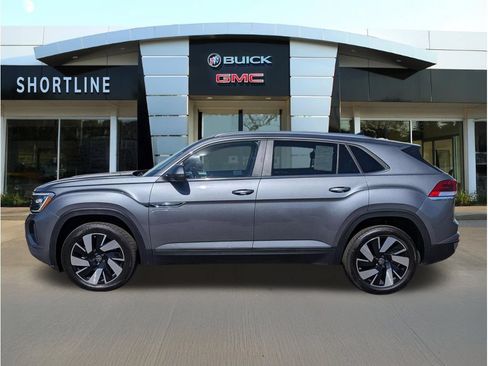 Used 2024 Volkswagen Atlas Cross Sport SE AWD/4WD image 6