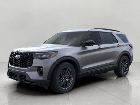 New 2026 Ford Explorer ST-Line w/ ST-Line Street Pack AWD/4WD image 1