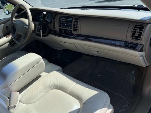 Used 2004 Buick Park Avenue FWD image 22