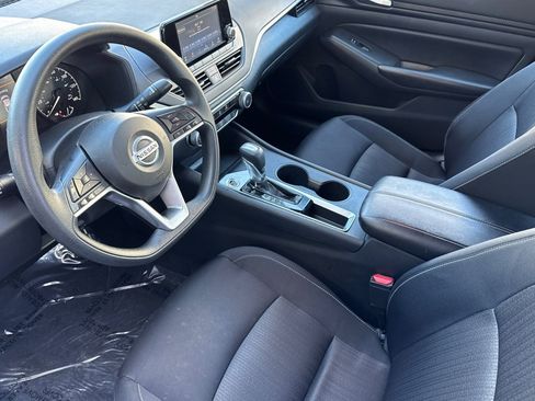 Used 2022 Nissan Altima 2.5 S image 10