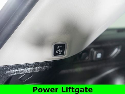 Used 2023 Jeep Grand Cherokee Limited AWD/4WD image 29
