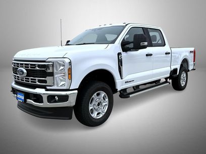 New 2026 Ford F250 XLT w/ FX4 Off-Road Package