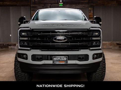 Used 2026 Ford F250 Platinum image 4