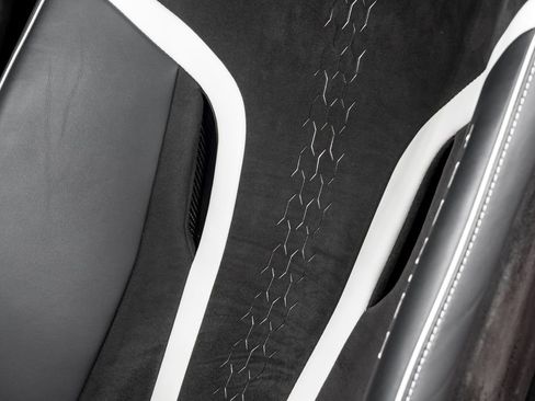 Used 2023 Lamborghini Huracan Tecnica image 21