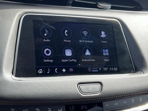Certified 2023 Cadillac XT4 Premium Luxury w/ Enhanced Visibility Package AWD/4WD image 18