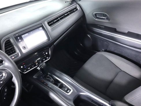 Used 2019 Honda HR-V EX image 30