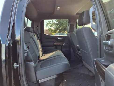 Used 2019 Chevrolet Silverado 1500 LT Trail Boss AWD/4WD image 30