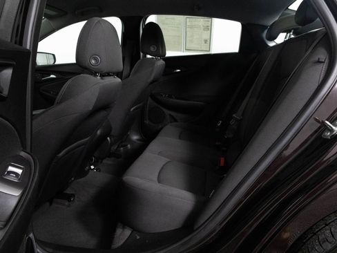 Used 2021 Chevrolet Malibu LS image 33