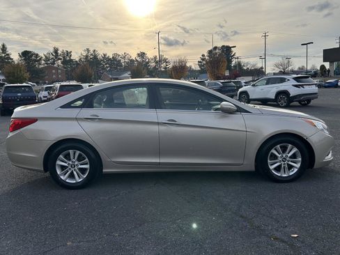Used 2011 Hyundai Sonata GLS image 8