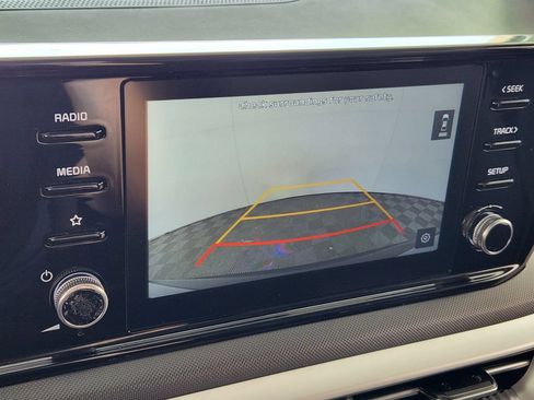 Used 2021 Kia K5 LX FWD image 22
