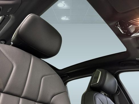 New 2026 BMW i7 eDrive50 w/ M Sport Package image 13