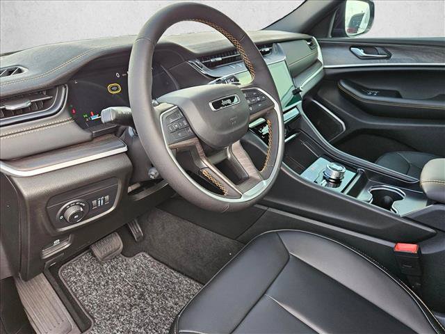 New 2026 Jeep Grand Cherokee Limited AWD/4WD image 3