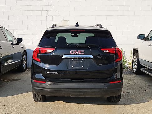 Used 2018 GMC Terrain SLE w/ Driver Convenience Package FWD image 8