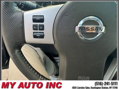 Used 2012 Nissan Pathfinder LE image 22