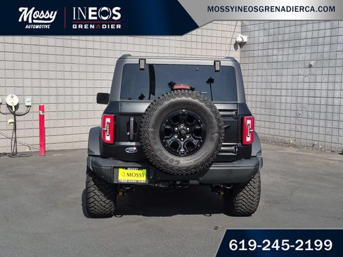 Used 2023 Ford Bronco Badlands w/ Sasquatch Package AWD/4WD image 7