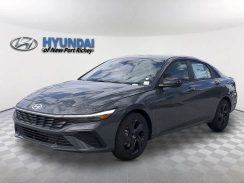 New 2026 Hyundai Elantra Sport FWD image 1