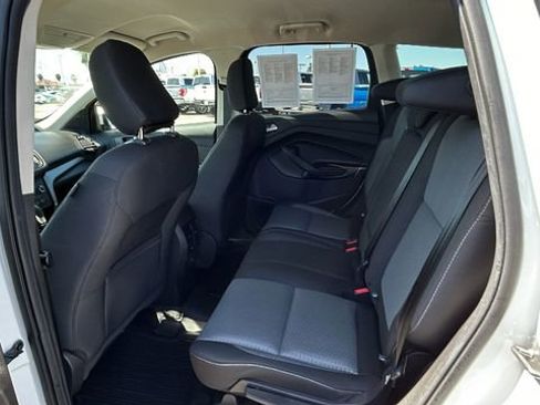 Certified 2018 Ford Escape SE image 15