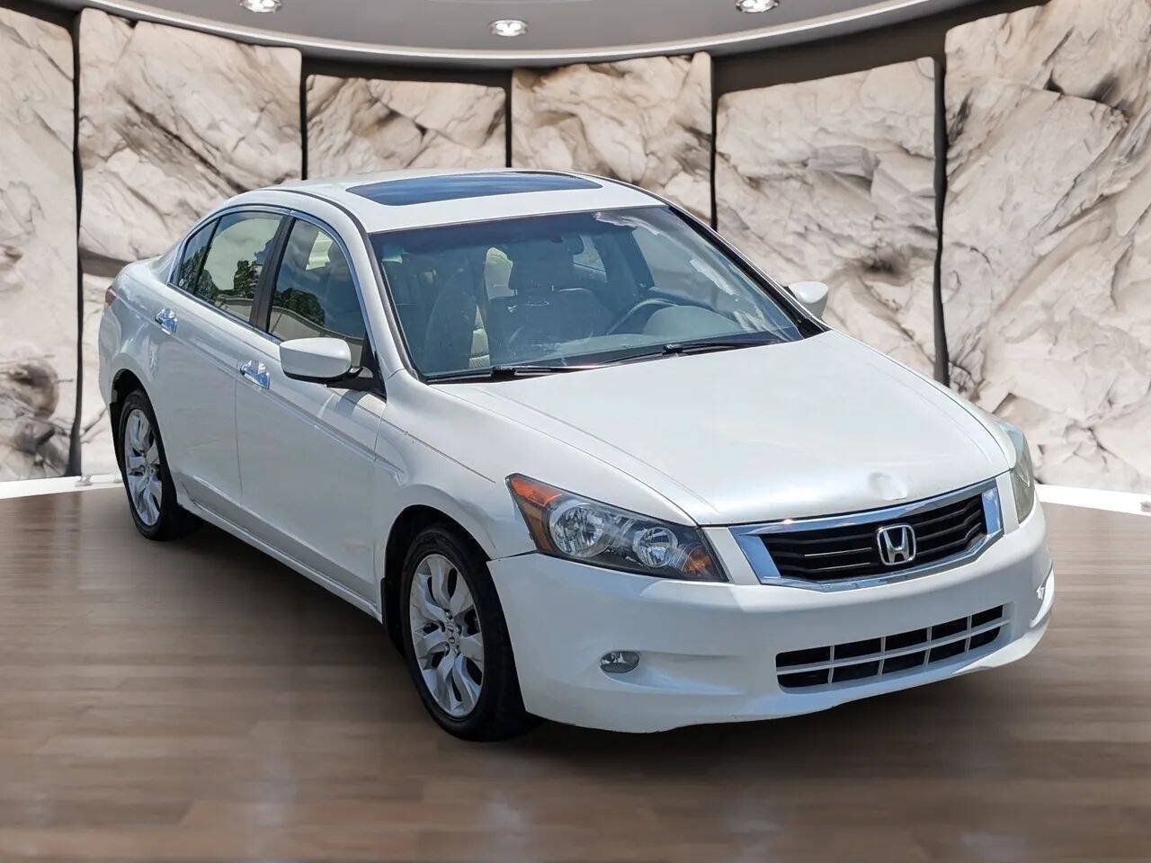 Used 2010 Honda Accord EX-L image 16