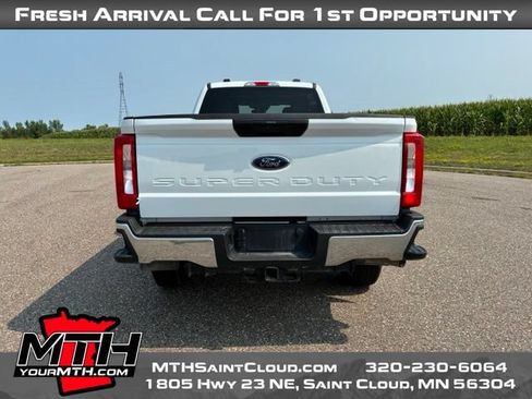 Used 2024 Ford F350 XLT w/ FX4 Off-Road Package AWD/4WD image 7