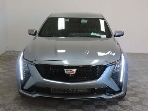 Used 2025 Cadillac CT5 Sport image 2