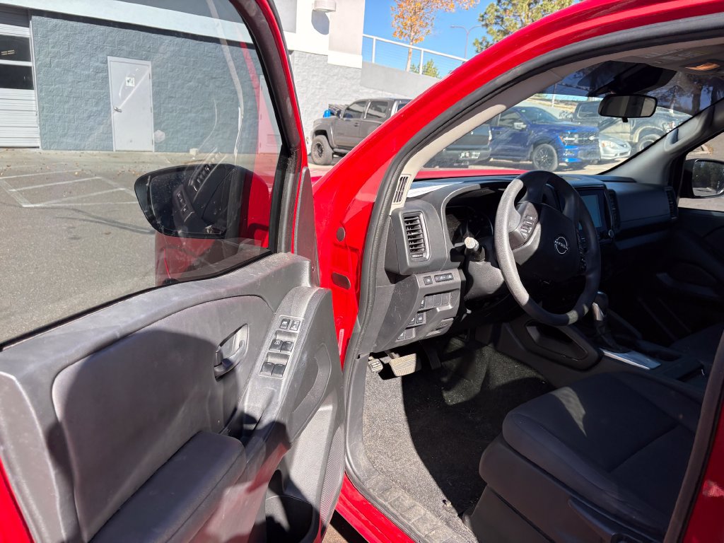 Used 2022 Nissan Frontier S w/ Technology Package AWD/4WD image 14