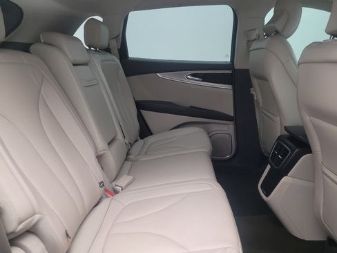 Used 2017 Lincoln MKX Reserve image 19