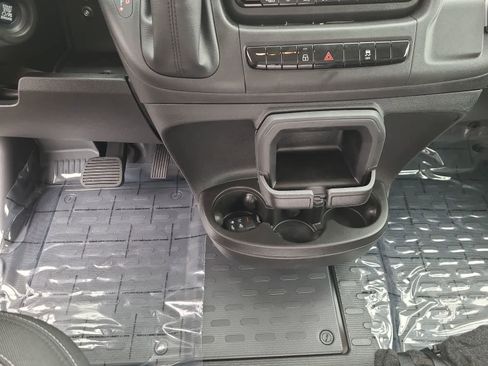 New 2026 RAM ProMaster 2500 w/ Convenience Group image 25