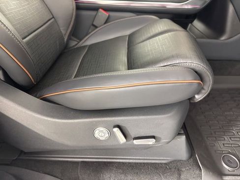 New 2025 Lincoln Navigator Black Label image 23