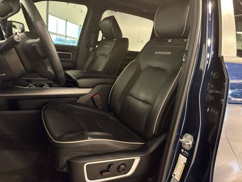 Used 2021 RAM 1500 Laramie w/ Sport Appearance Package AWD/4WD image 14