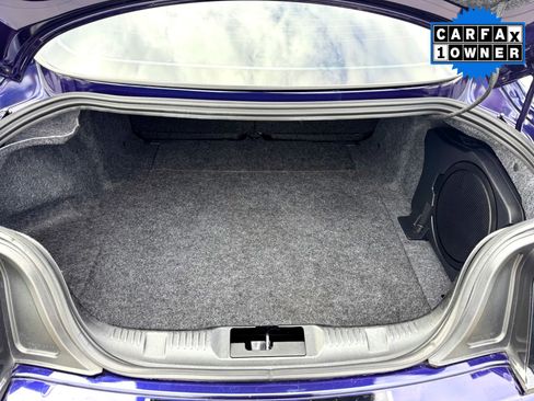 Used 2019 Ford Mustang Shelby GT350 w/ Technology Package image 12