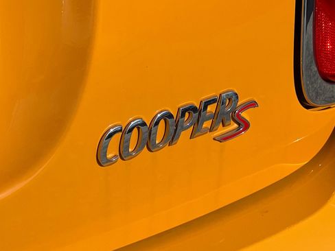 Used 2017 MINI Cooper S image 17