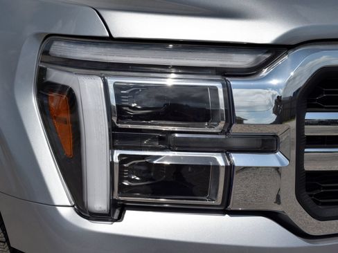 New 2026 Ford F150 Lariat w/ Equipment Group 501A Mid AWD/4WD image 25