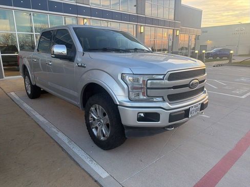 Used 2018 Ford F150 Platinum w/ Equipment Group 701A Luxury image 2