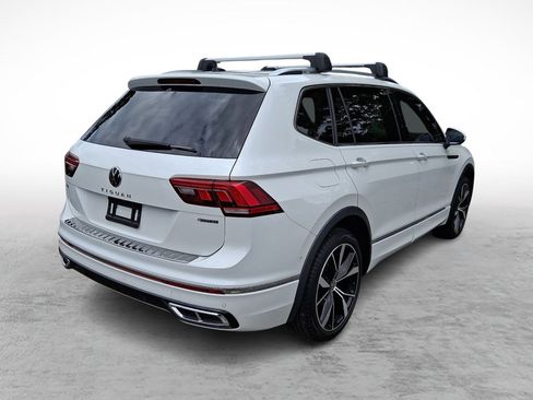 Used 2024 Volkswagen Tiguan SEL R-Line AWD/4WD image 5