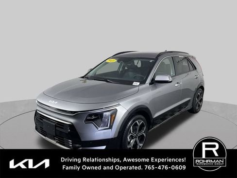 Used 2023 Kia Niro SX Touring FWD image 11