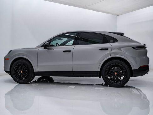 New 2026 Porsche Cayenne Coupe image 2