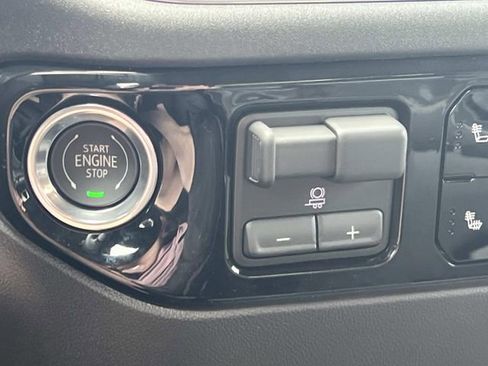 New 2026 GMC Sierra 1500 Elevation image 22