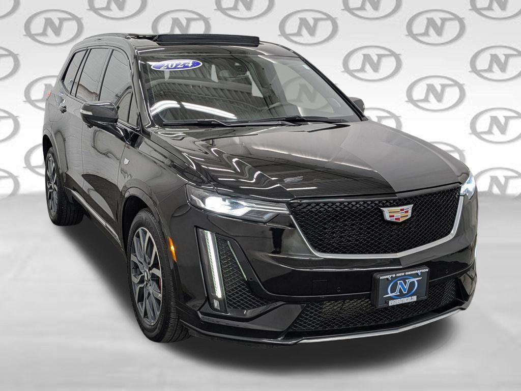 Used 2024 Cadillac XT6 Sport AWD/4WD image 31
