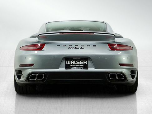 Used 2014 Porsche 911 Turbo image 4