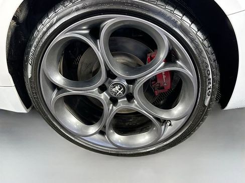 Used 2023 Alfa Romeo Giulia Ti image 32