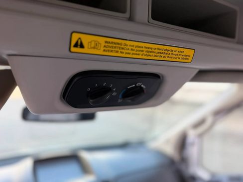 Used 2019 Ford Transit 150 XL RWD image 28
