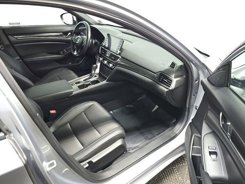 Used 2019 Honda Accord Sport image 15