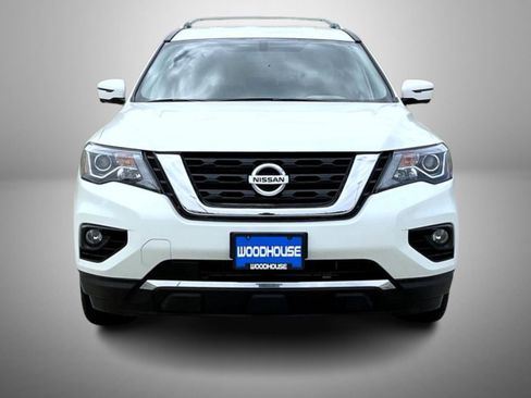 Used 2018 Nissan Pathfinder SL AWD/4WD image 2