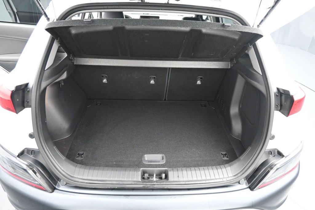 Used 2023 Hyundai Kona Limited FWD image 22