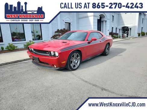 Used 2012 Dodge Challenger R/T RWD image 1